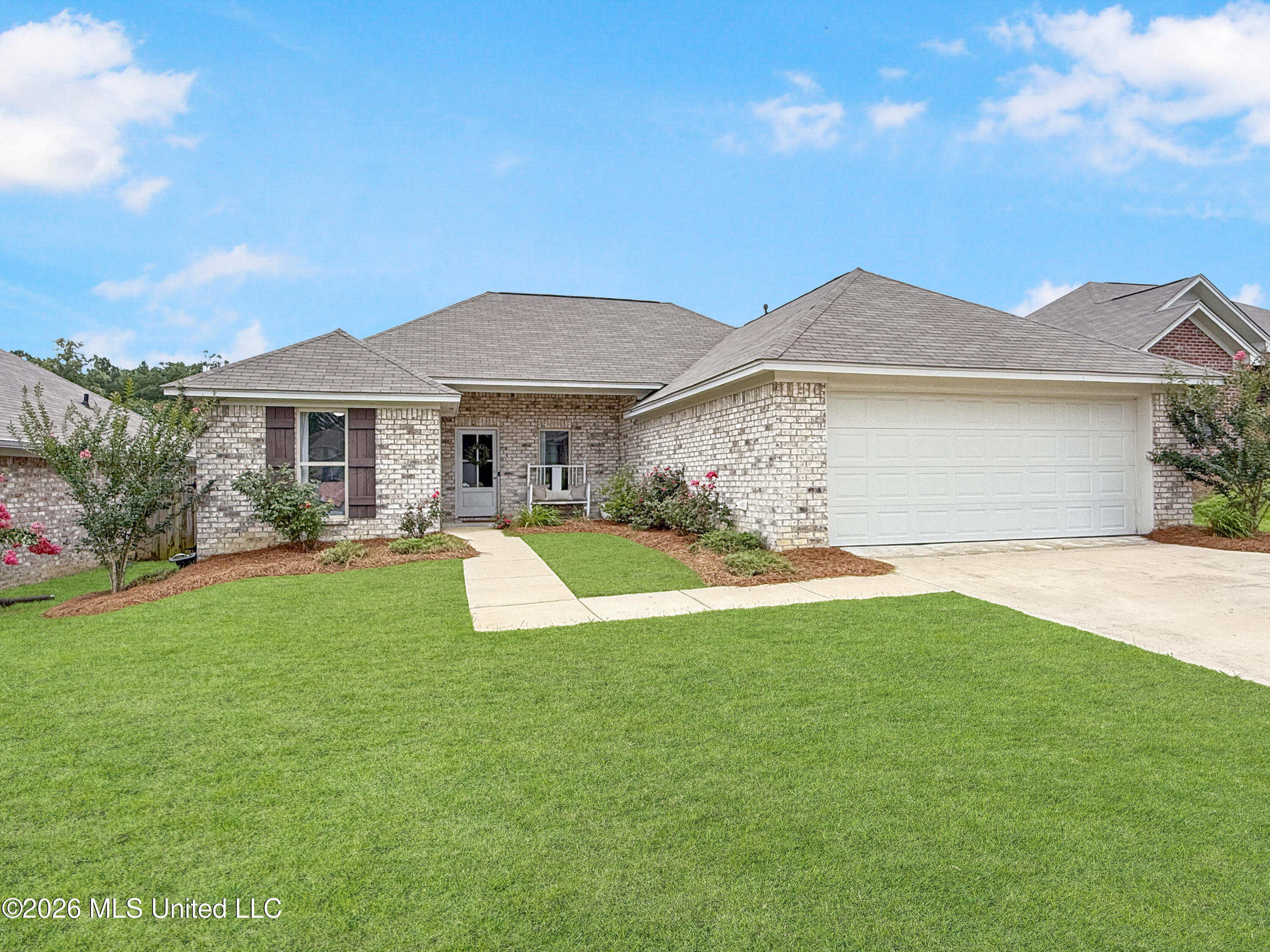 708 Silver Bend Pearl, MS 39208 - Photo 2 of 23 33cc71fd8076da6546ffd4c78b423dfefbea2b28