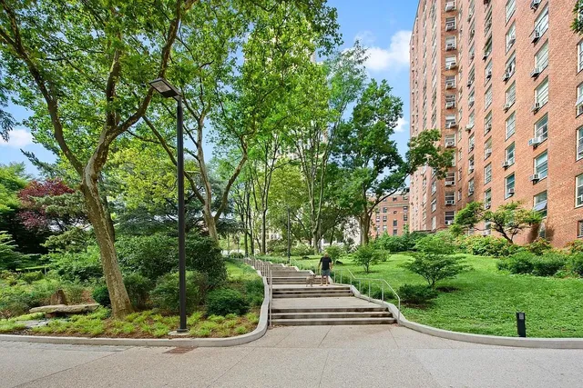 $685,000 | 549 West 123rd Street, Unit 3G | Morningside Heights