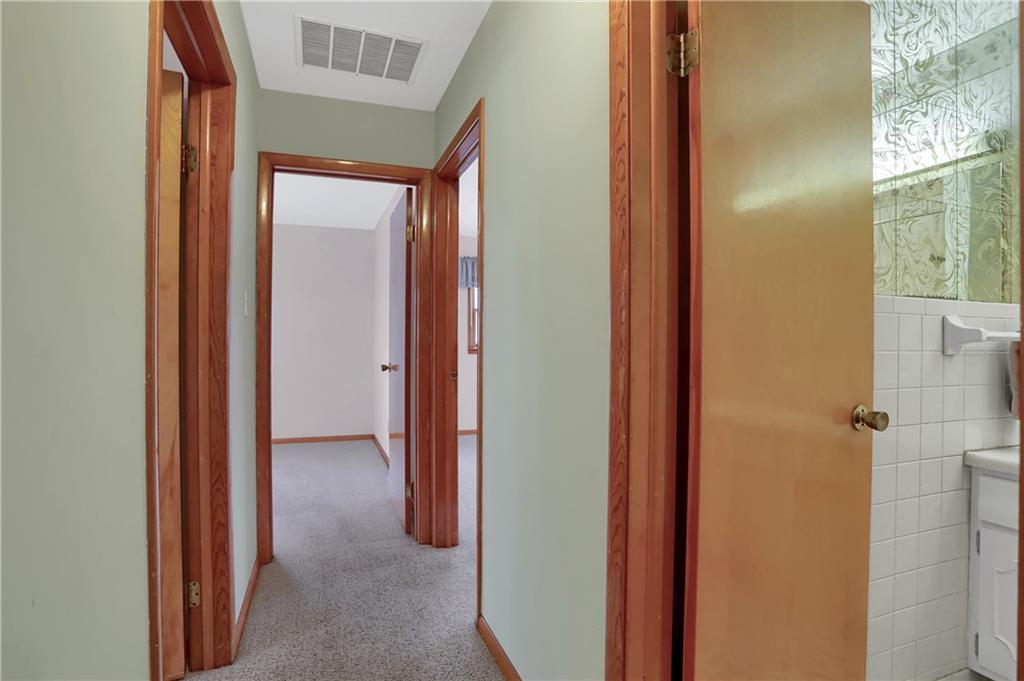 7151 West Mills Road Indianapolis, IN 46221 - Photo 11 of 32 Gallery Image 11