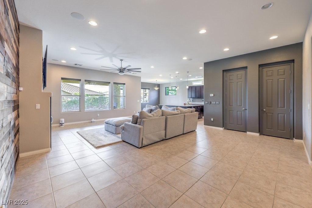 11264 Felice Cohn Court Las Vegas, NV 89179 - Photo 13 of 39