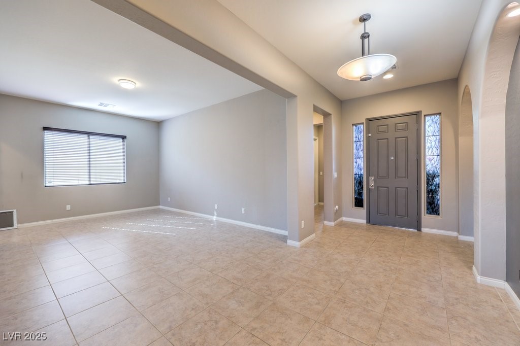 11264 Felice Cohn Court Las Vegas, NV 89179 - Photo 7 of 39