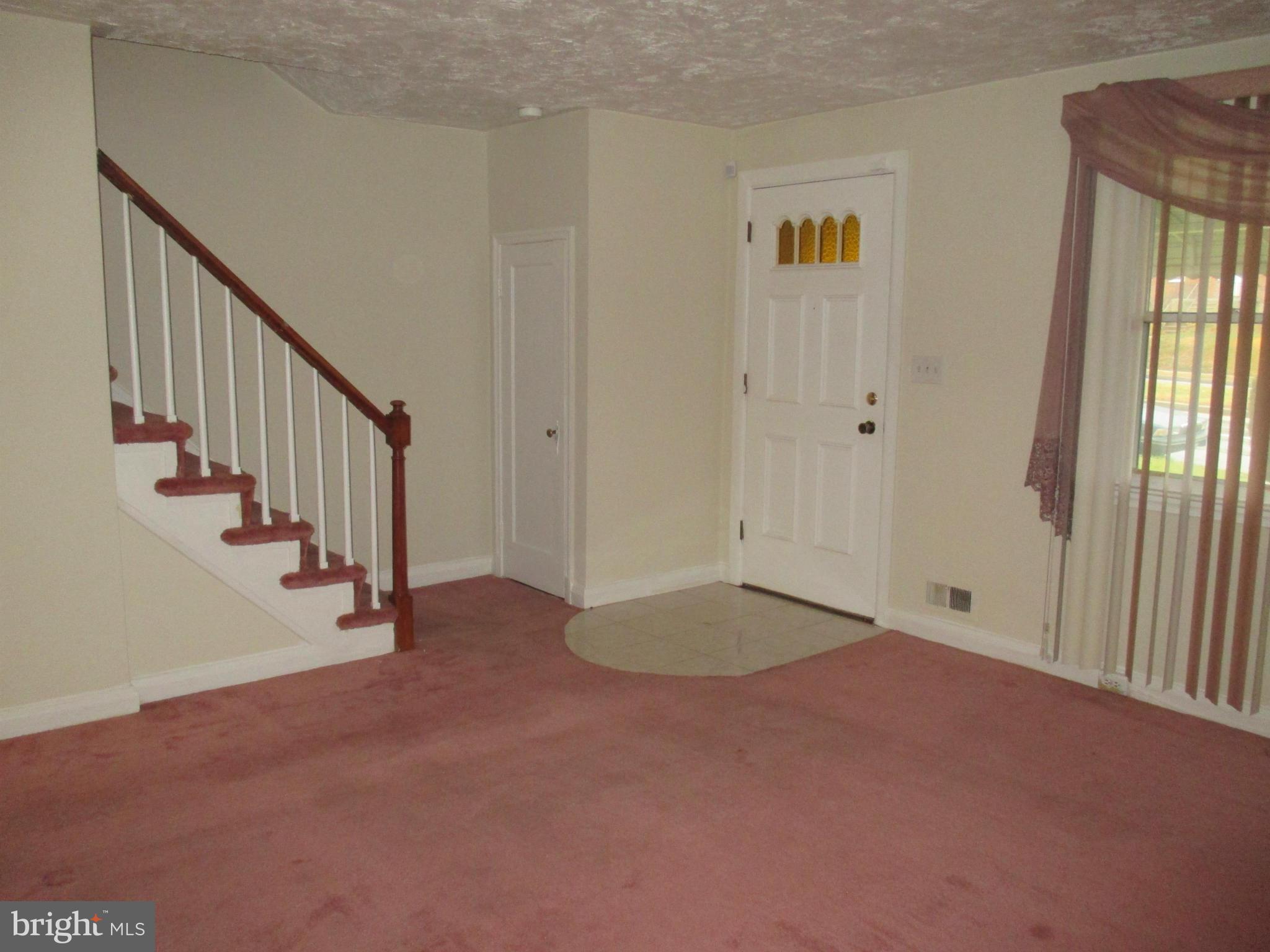 1629 East Cold Spring Lane Baltimore, MD 21218 - Photo 4 of 22 Living Room