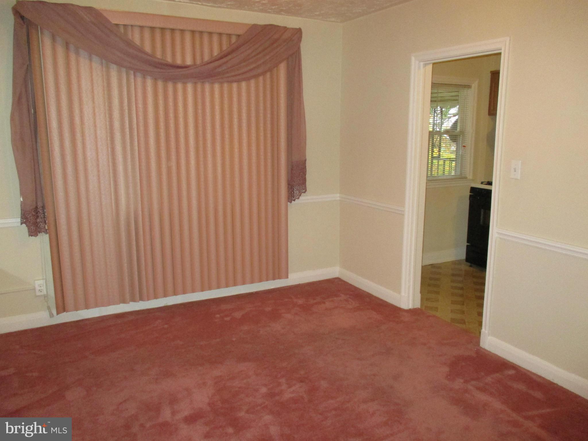 1629 East Cold Spring Lane Baltimore, MD 21218 - Photo 5 of 22 Dining Room
