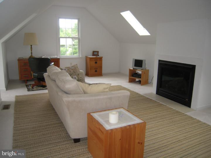1975 Upper Ridge Road Green Lane, PA 18054 - Photo 9 of 16 Bonus Room