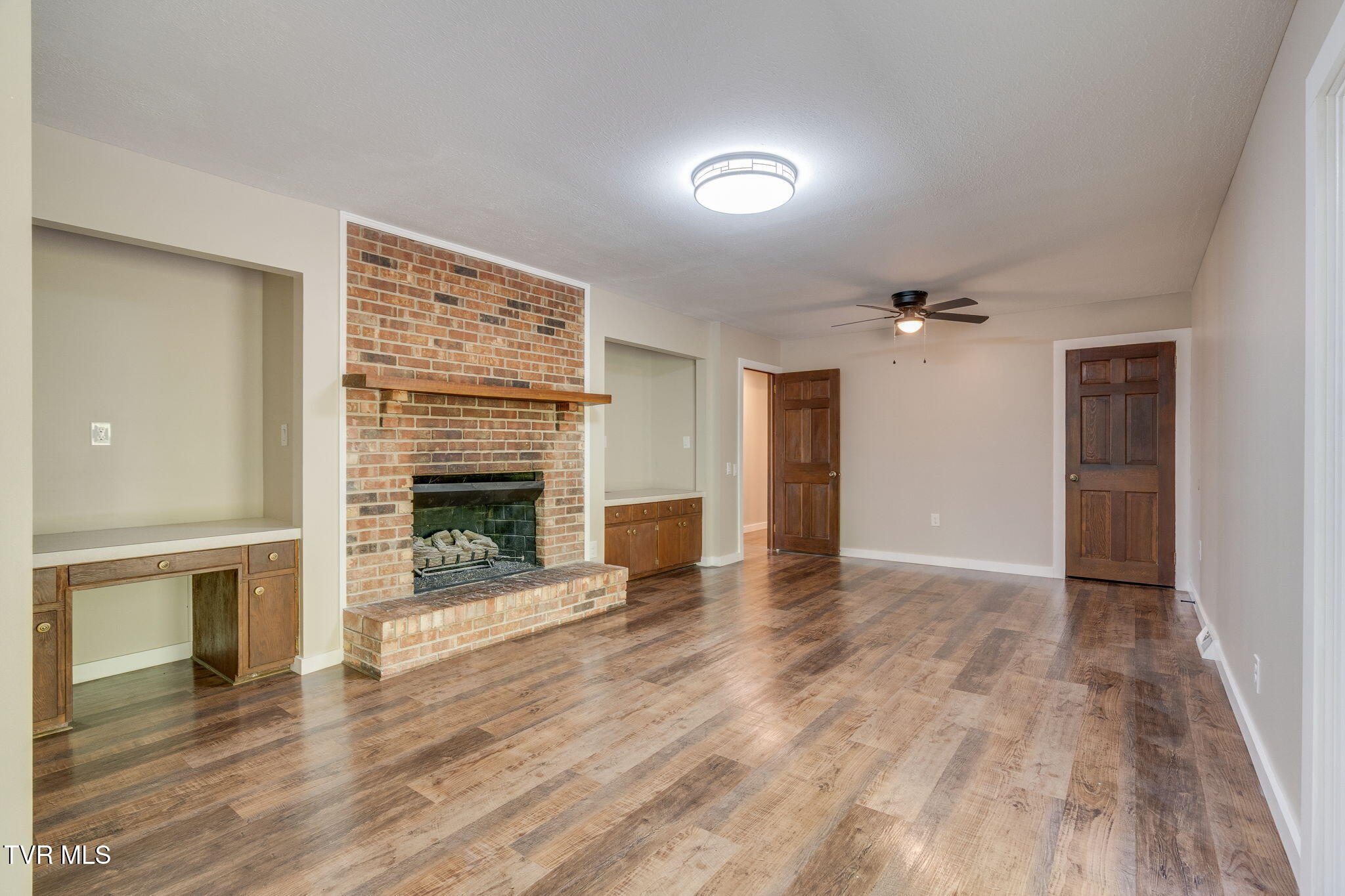 512 Hidden Valley Road Kingsport, TN 37663 - Photo 10 of 55 009