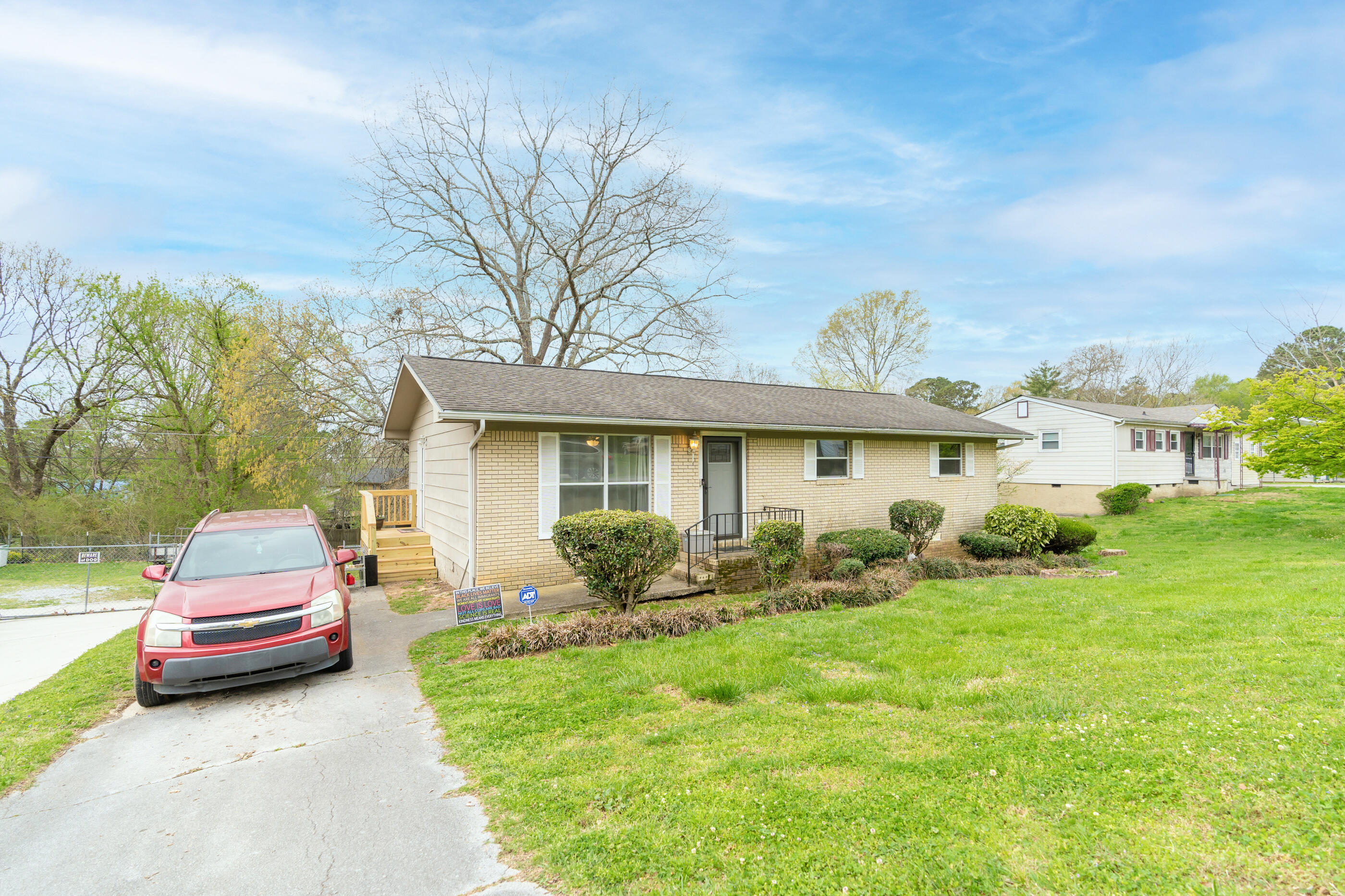 5506 Kenyon Road Chattanooga, TN 37416 - Photo 3 of 33 DSC03835 copy