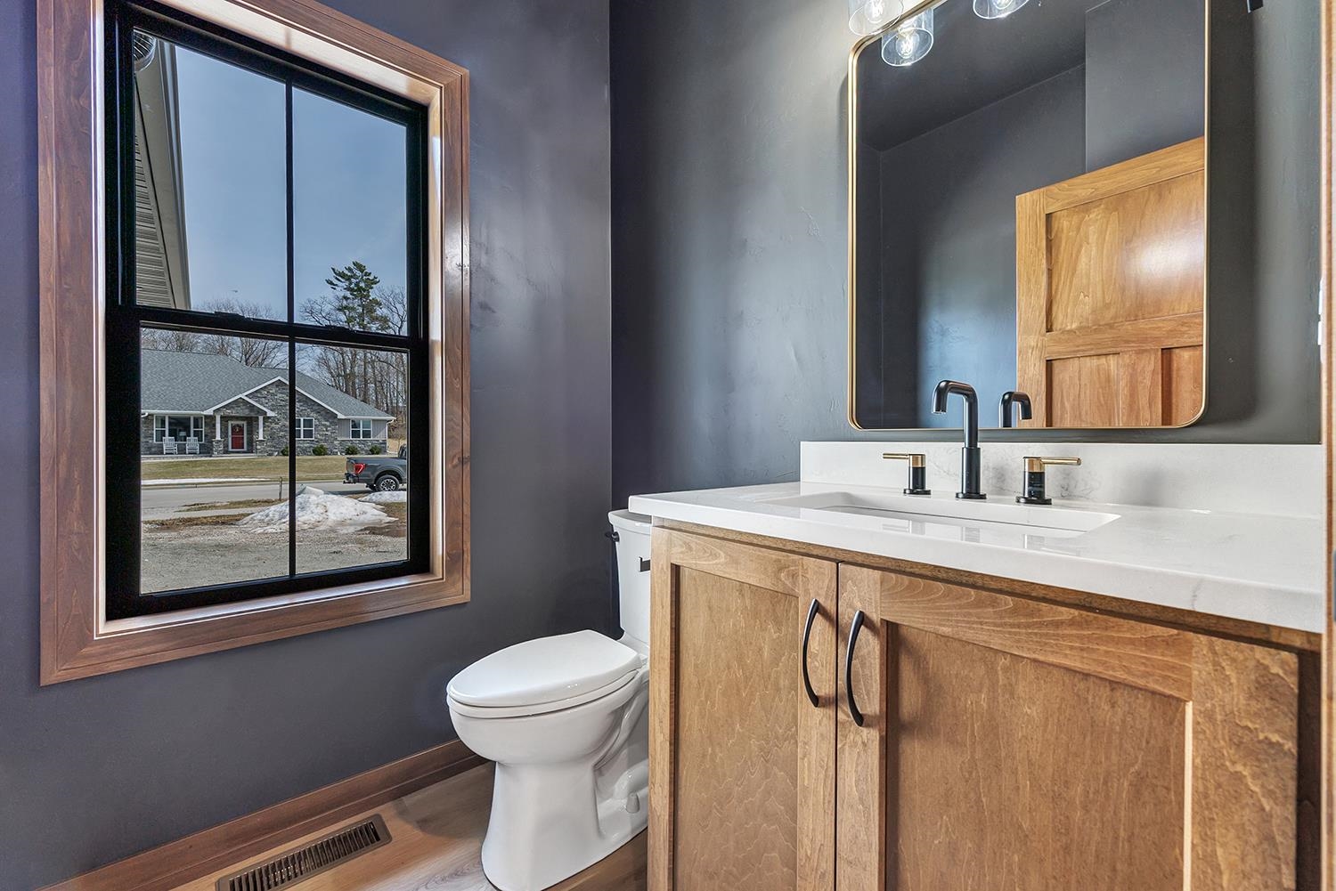 675 Sunset Ridge Green Bay, WI 54313 - Photo 20 of 46