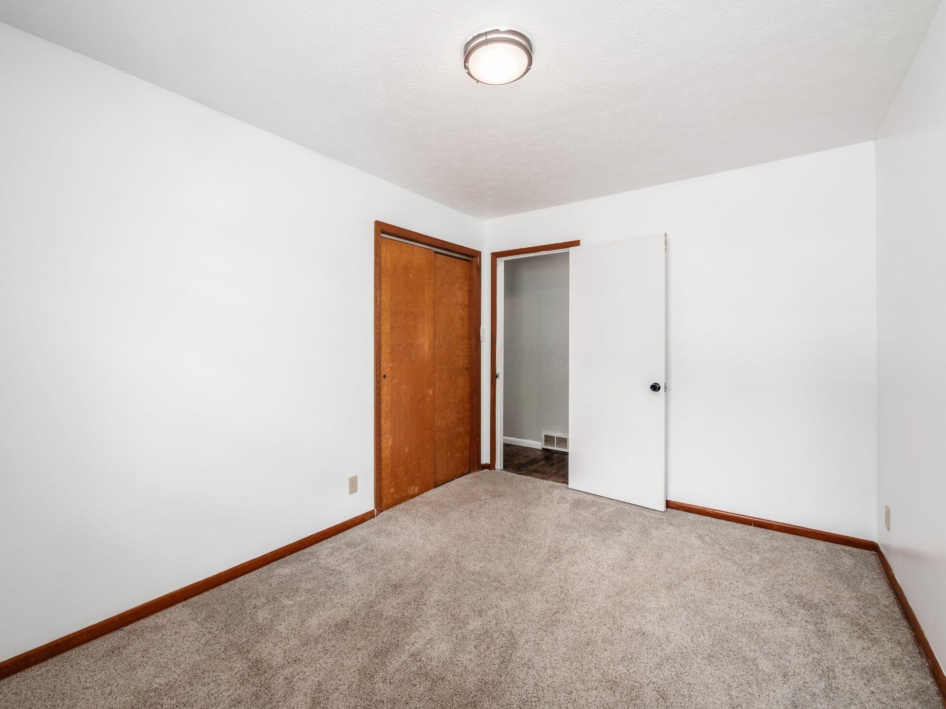 14288 Wooster Road Mount Vernon, OH 43050 - Photo 18 of 45 #3 Bedroom