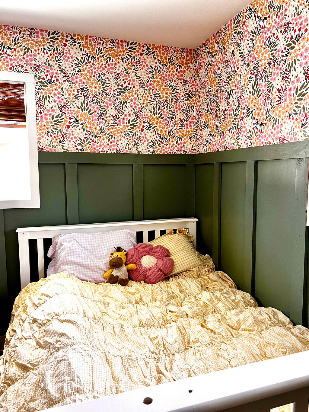 W8139 County Rd A Richmond, WI 53115 - Photo 20 of 47 Bedroom 1