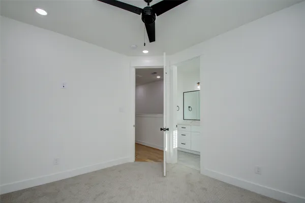 $2,700 | 3206 Live Oak Street, Houston, TX 77004