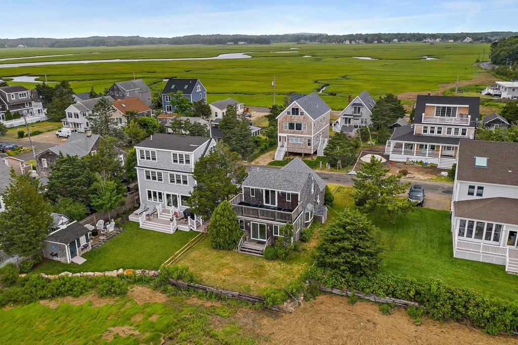 11 Pine Point Road Duxbury, MA 02332 - Photo 37 of 41 Gallery Image 37