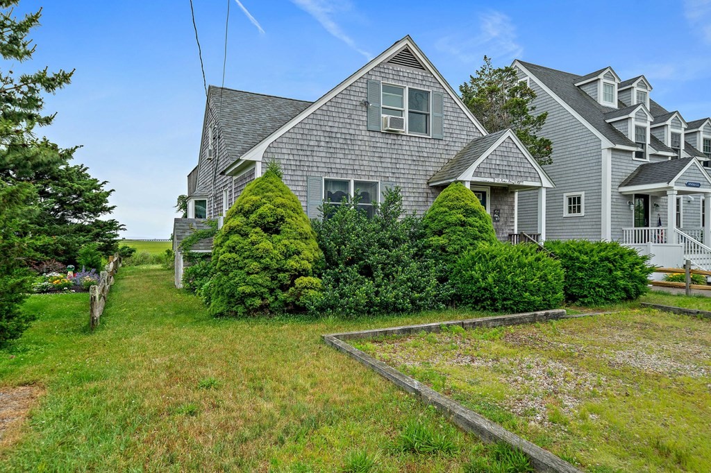 11 Pine Point Road Duxbury, MA 02332 - Photo 5 of 41 Gallery Image 5