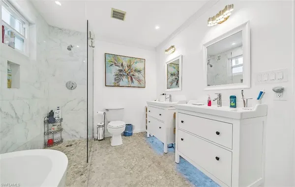 $1,399,999 | 27237 Rio Vista Circle, Bonita Springs, FL 34135