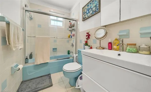 $1,399,999 | 27237 Rio Vista Circle, Bonita Springs, FL 34135