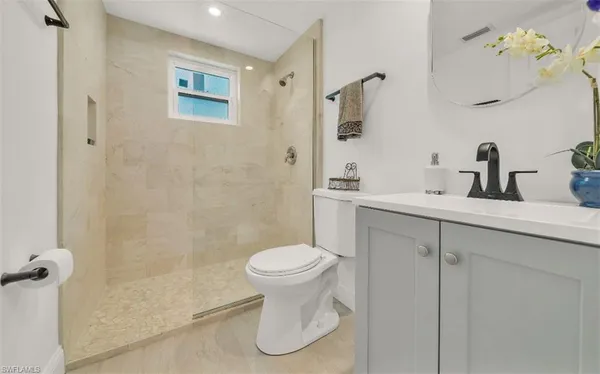 $1,399,999 | 27237 Rio Vista Circle, Bonita Springs, FL 34135