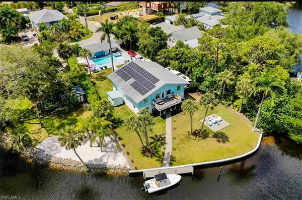 $1,399,999 | 27237 Rio Vista Circle, Bonita Springs, FL 34135