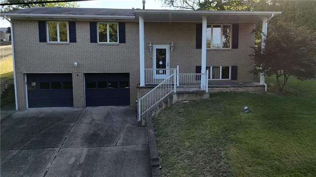 $162,900 | 344 Jo Ann Drive, Monessen, PA 15062