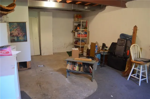 $162,900 | 344 Jo Ann Drive, Monessen, PA 15062