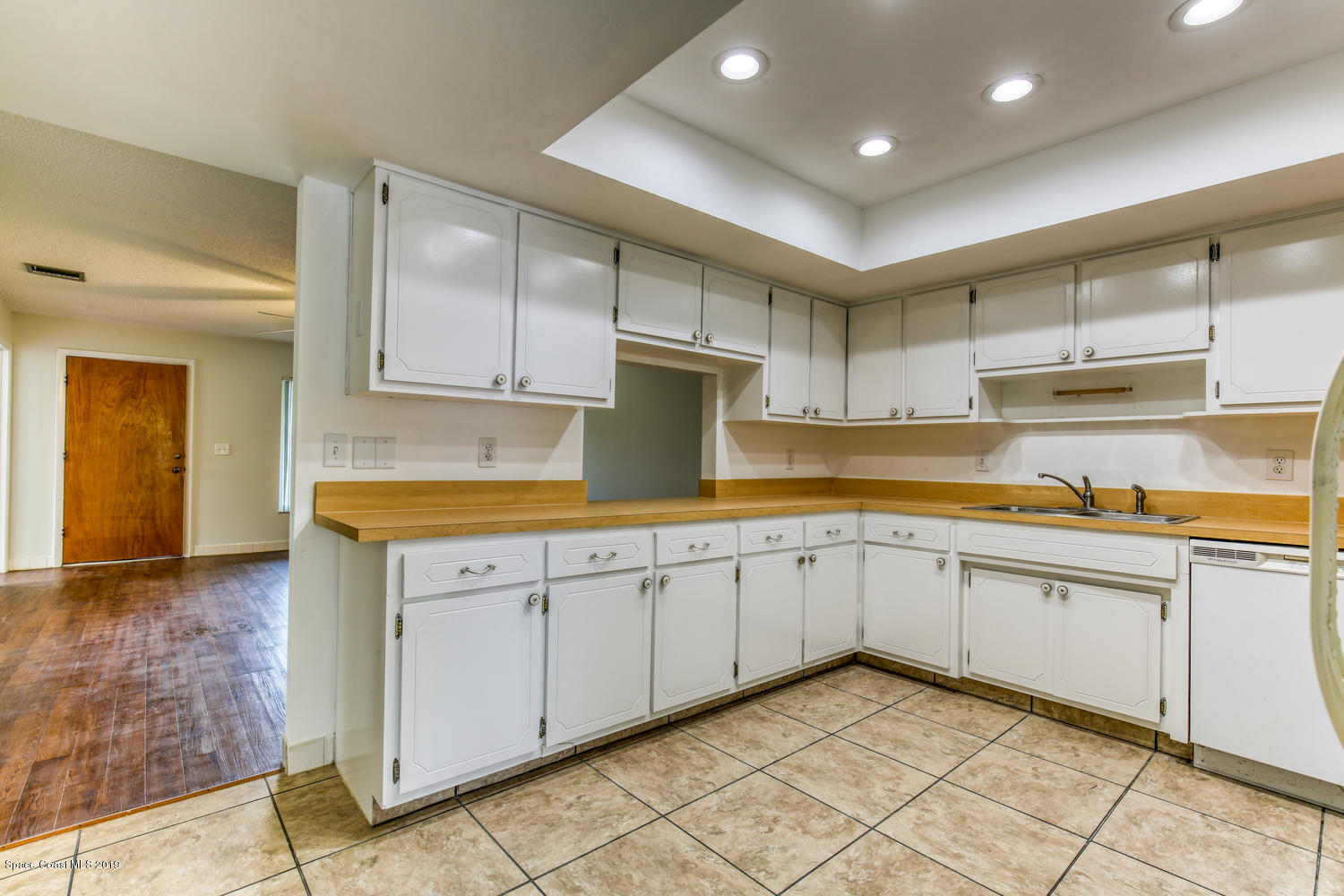 201 Ocean View Lane Melbourne, FL 32903 - Photo 10 of 21