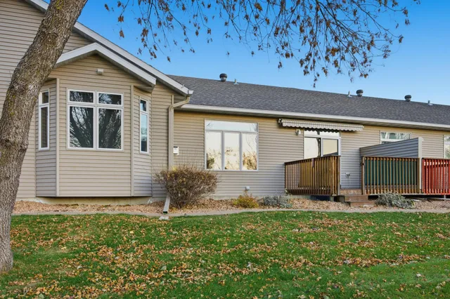 $389,999 | 3260 40th Avenue South, Unit C, Fargo, ND 58104