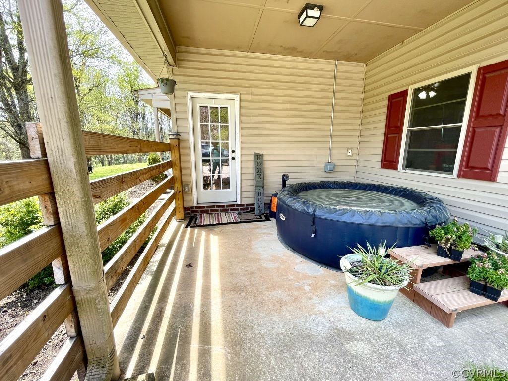 17810 Wilkinson Road Dinwiddie, VA 23841 - Photo 28 of 33 Gallery Image 28