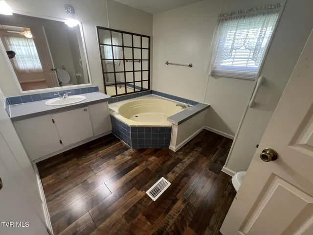 $139,000 | 505 Lake Street Northeast, Wise, VA 24293