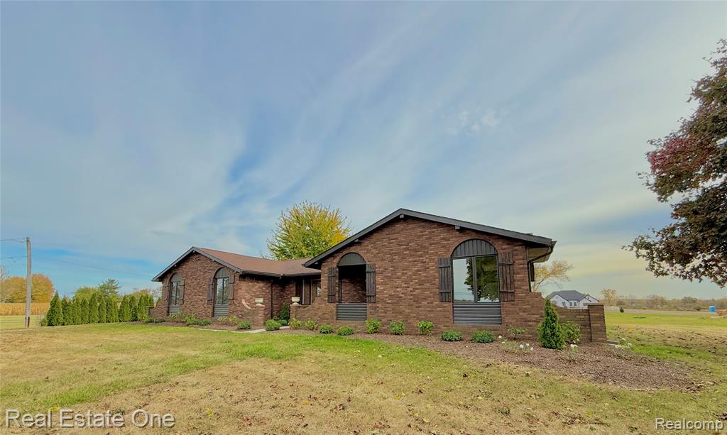 22222 29 Mile Road Ray, MI 48096 - Photo 3 of 70