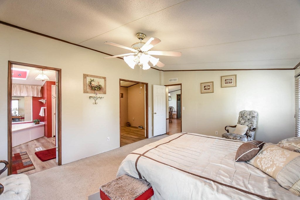 1531 Shady Grove Road Hahira, GA 31632 - Photo 21 of 49 Gallery Image 21