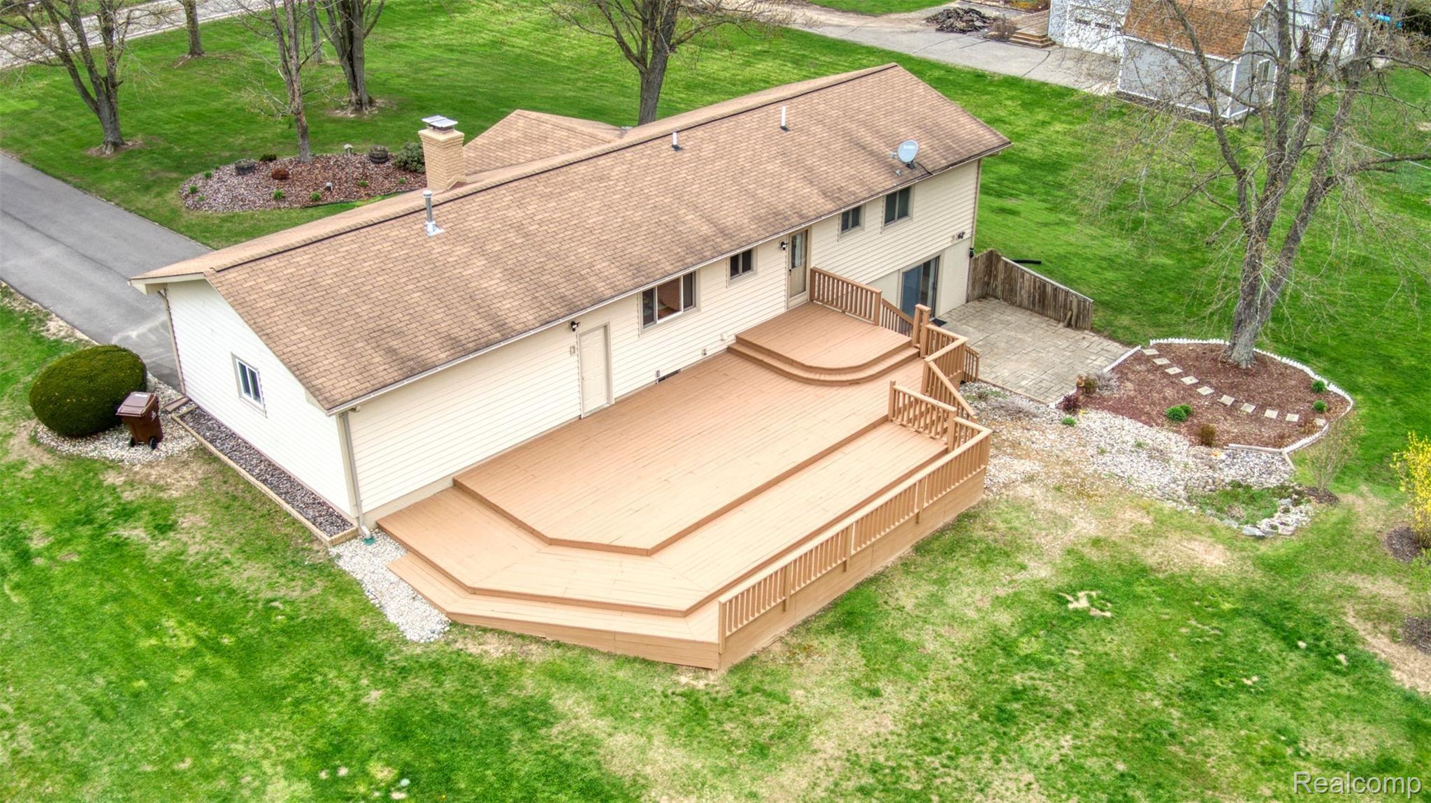 6650 North Fowlerville Road Fowlerville, MI 48836 - Photo 26 of 36 DJI_0872_26.jpg