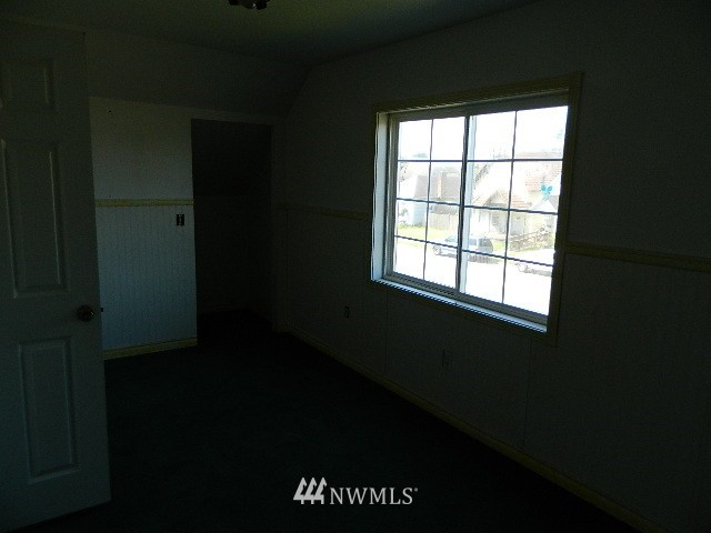 1813 Rockefeller Avenue Everett, WA 98201 - Photo 8 of 15