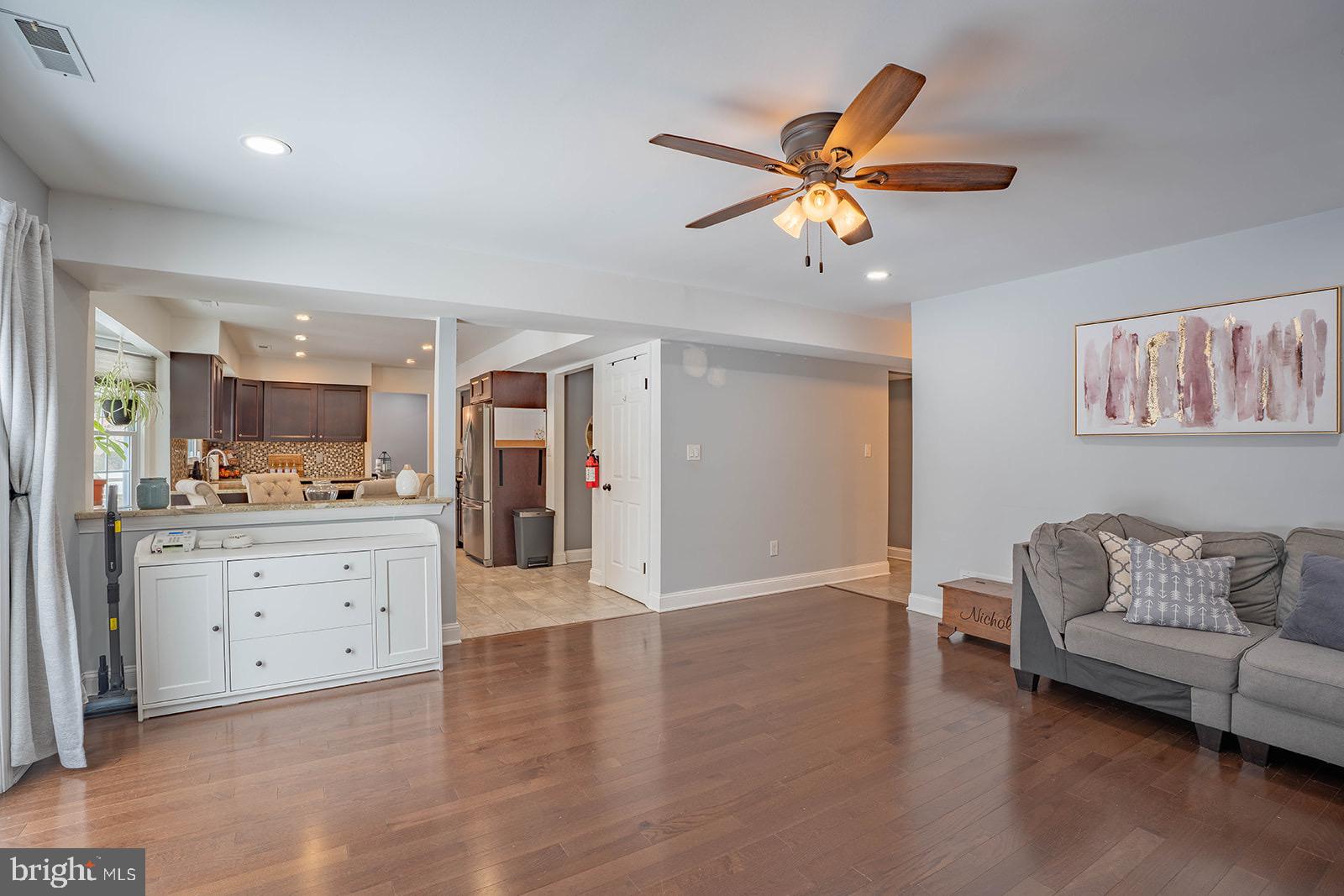 601 Tallowood Lane Mount Laurel, NJ 08054 - Photo 19 of 43 Spacious living area with modern charm.