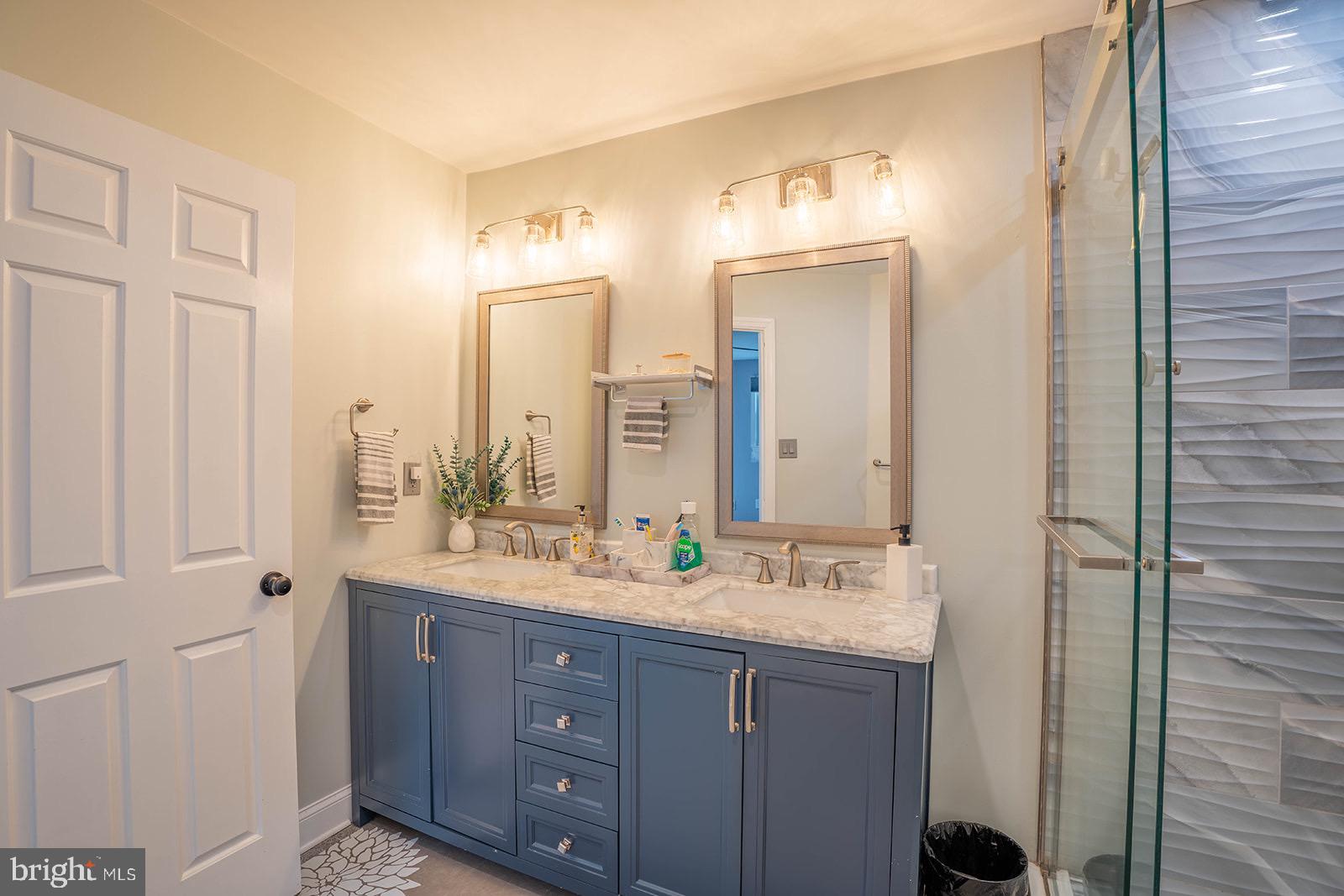 601 Tallowood Lane Mount Laurel, NJ 08054 - Photo 28 of 43 Stylish bathroom with modern finishes.
