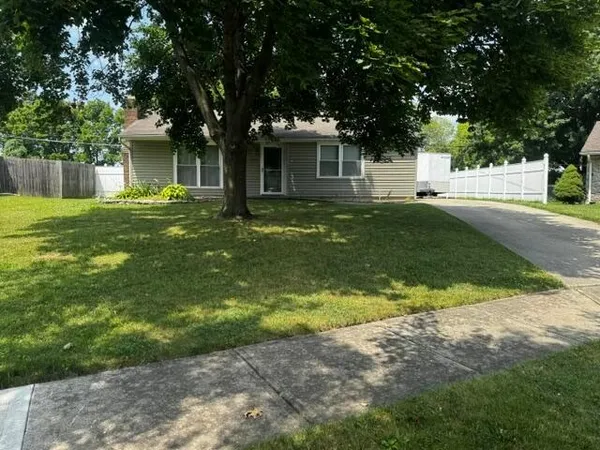 $240,000 | 375 Westport Drive, Groveport, OH 43125