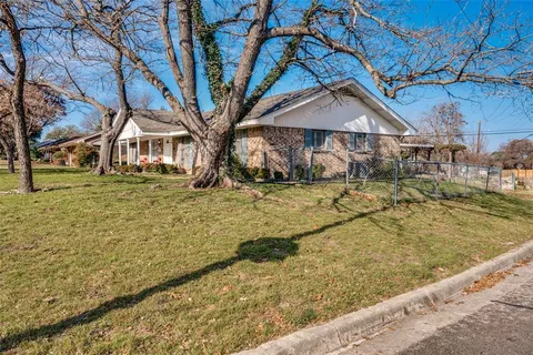 $274,900 | 6120 Whitman Avenue, Fort Worth, TX 76133