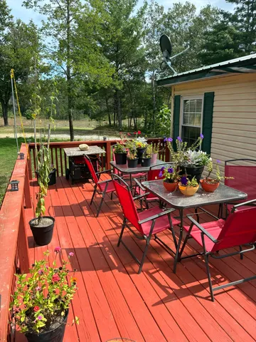 $275,999 | 1255 East Chickadee Lane, Luther, MI 49656