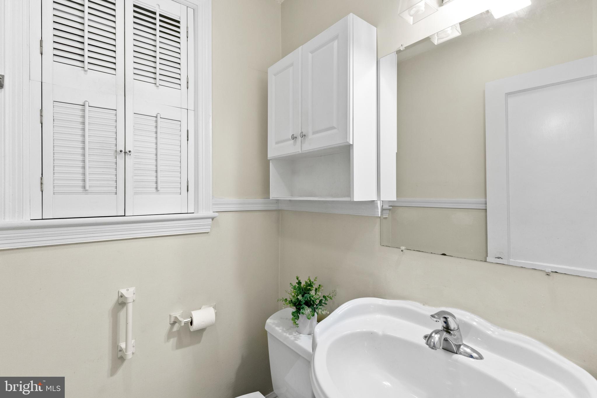 8821 Ridge Road Bethesda, MD 20817 - Photo 9 of 33