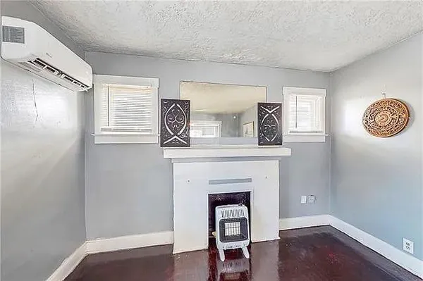 $75,000 | 4028 East 68th Terrace, Kansas City, MO 64132