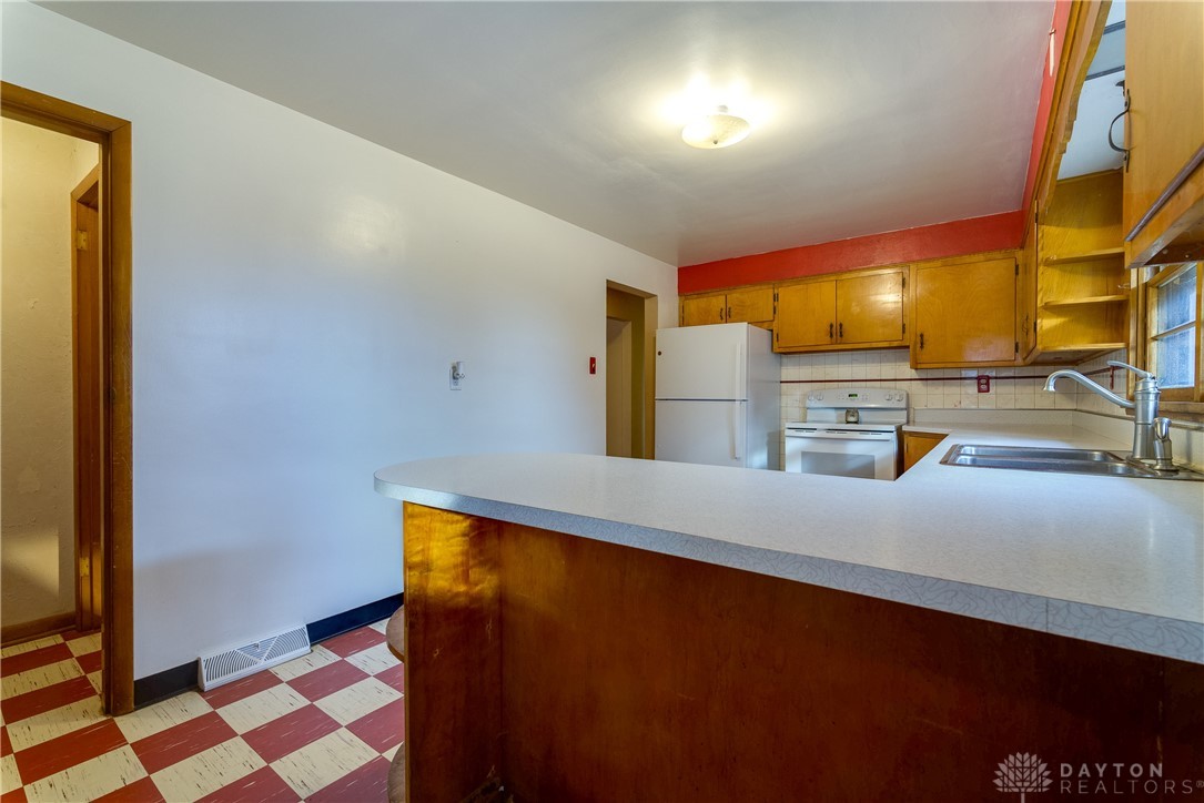 3746 Shaker Road Franklin, OH 45005 - Photo 10 of 33 Gallery Image 10