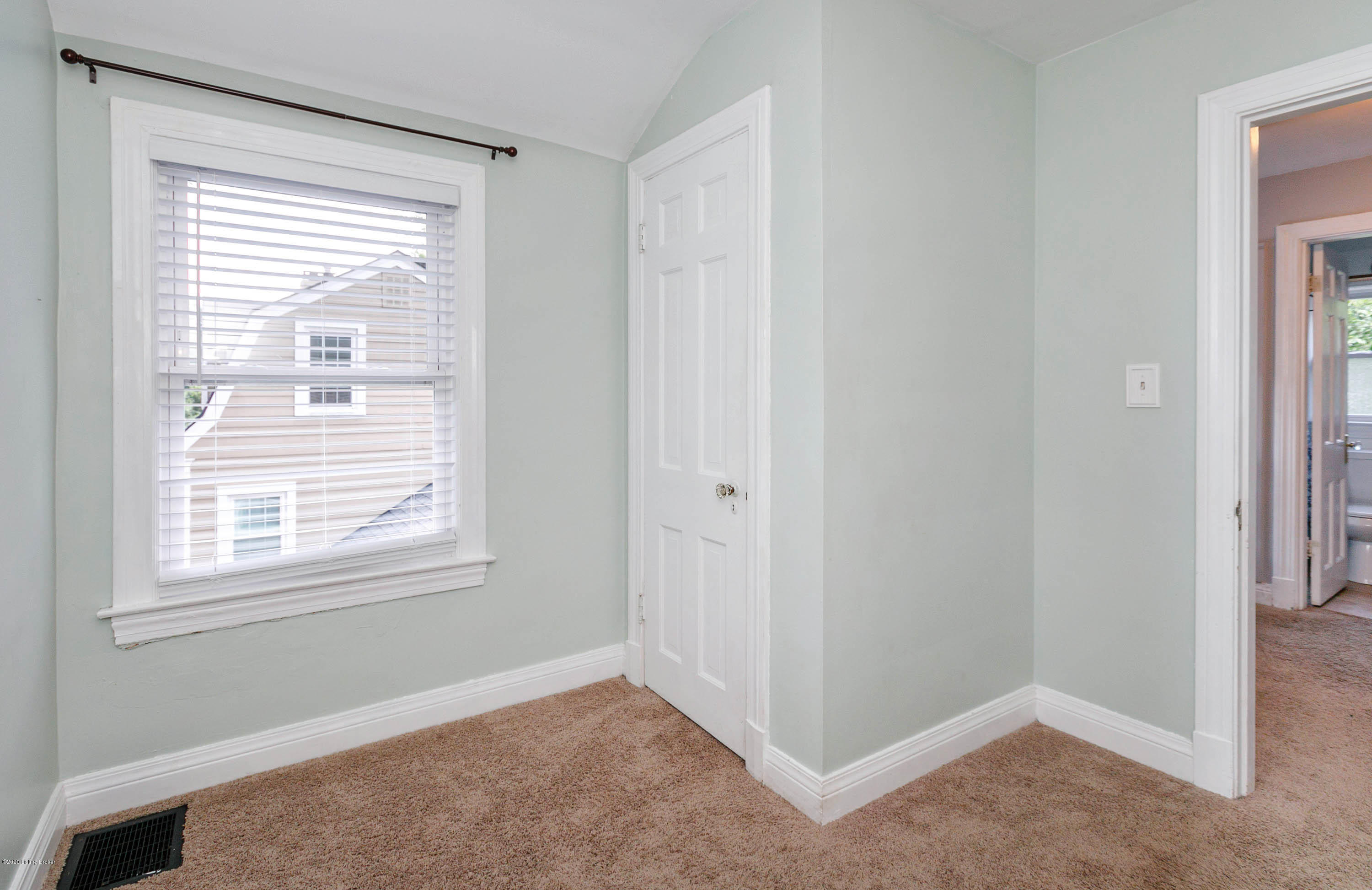 3911 Springhill Road Louisville, KY 40207 - Photo 22 of 36 9839E772-36D7-4C71-8BBB-9A7B42539D5A