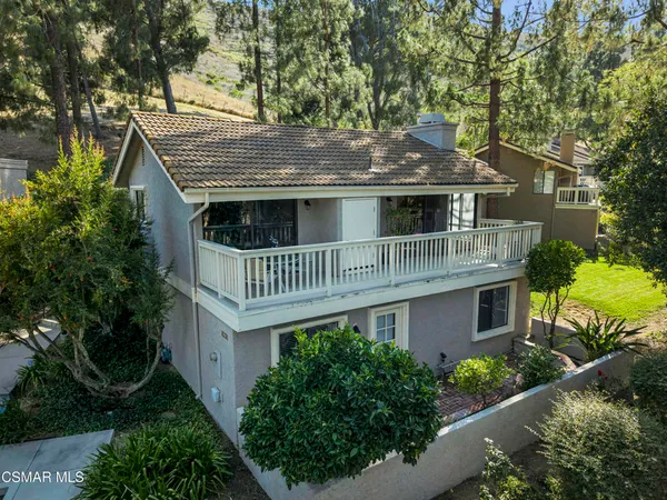 $779,000 | 619 Calle Seguro, Oak Park, CA 91377
