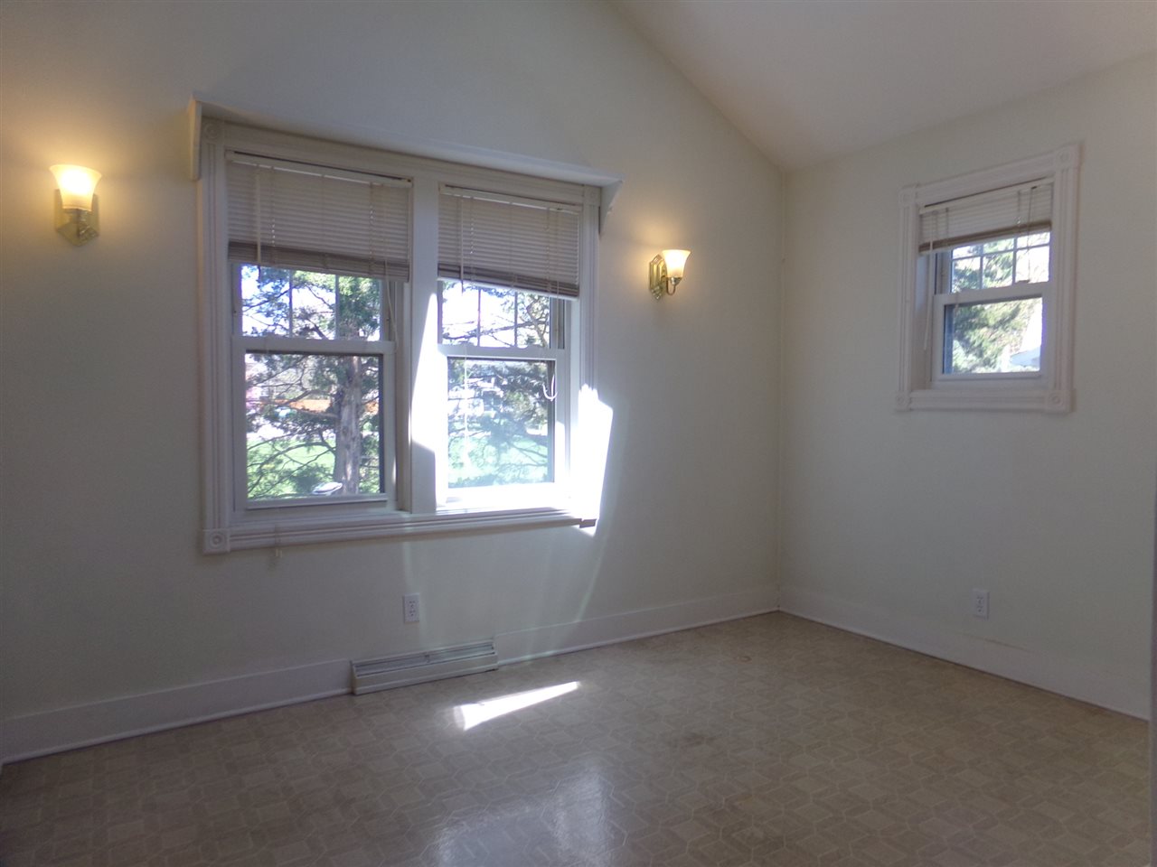 2213 Springfield Road East Peoria, IL 61611 - Photo 19 of 36 Gallery Image 19