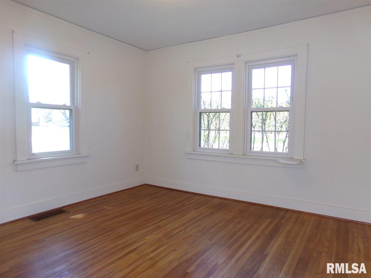 2213 Springfield Road East Peoria, IL 61611 - Photo 20 of 36 Gallery Image 20