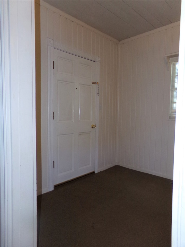 2213 Springfield Road East Peoria, IL 61611 - Photo 8 of 36 Gallery Image 8