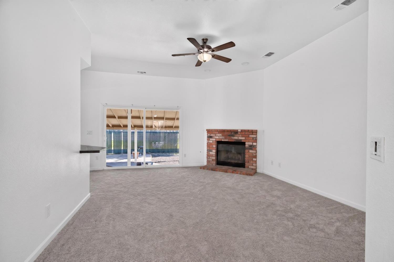911 Toro Lane Lathrop, CA 95330 - Photo 6 of 45