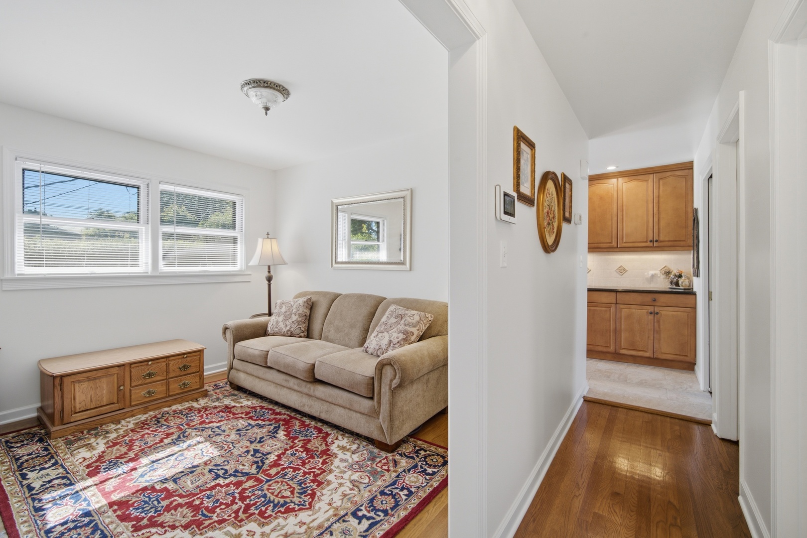 115 Michael Manor Glenview, IL 60025 - Photo 9 of 24