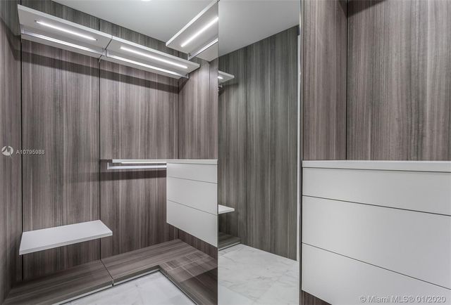 $4,960,000 | 18555 Collins Avenue, Unit 2901, Sunny Isles Beach, FL 33160