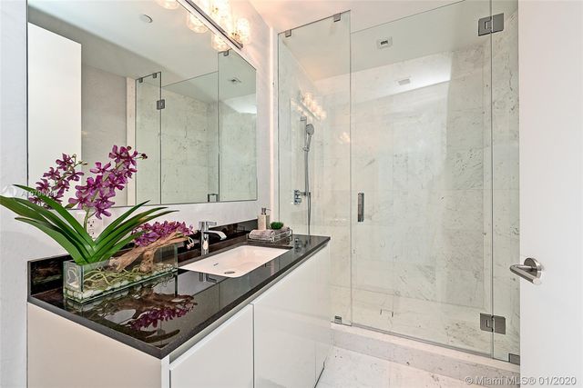 $4,960,000 | 18555 Collins Avenue, Unit 2901, Sunny Isles Beach, FL 33160