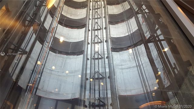 $4,960,000 | 18555 Collins Avenue, Unit 2901, Sunny Isles Beach, FL 33160