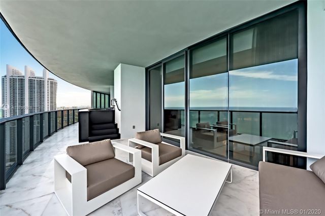 $4,960,000 | 18555 Collins Avenue, Unit 2901, Sunny Isles Beach, FL 33160