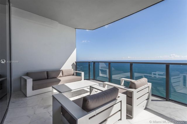 $4,960,000 | 18555 Collins Avenue, Unit 2901, Sunny Isles Beach, FL 33160